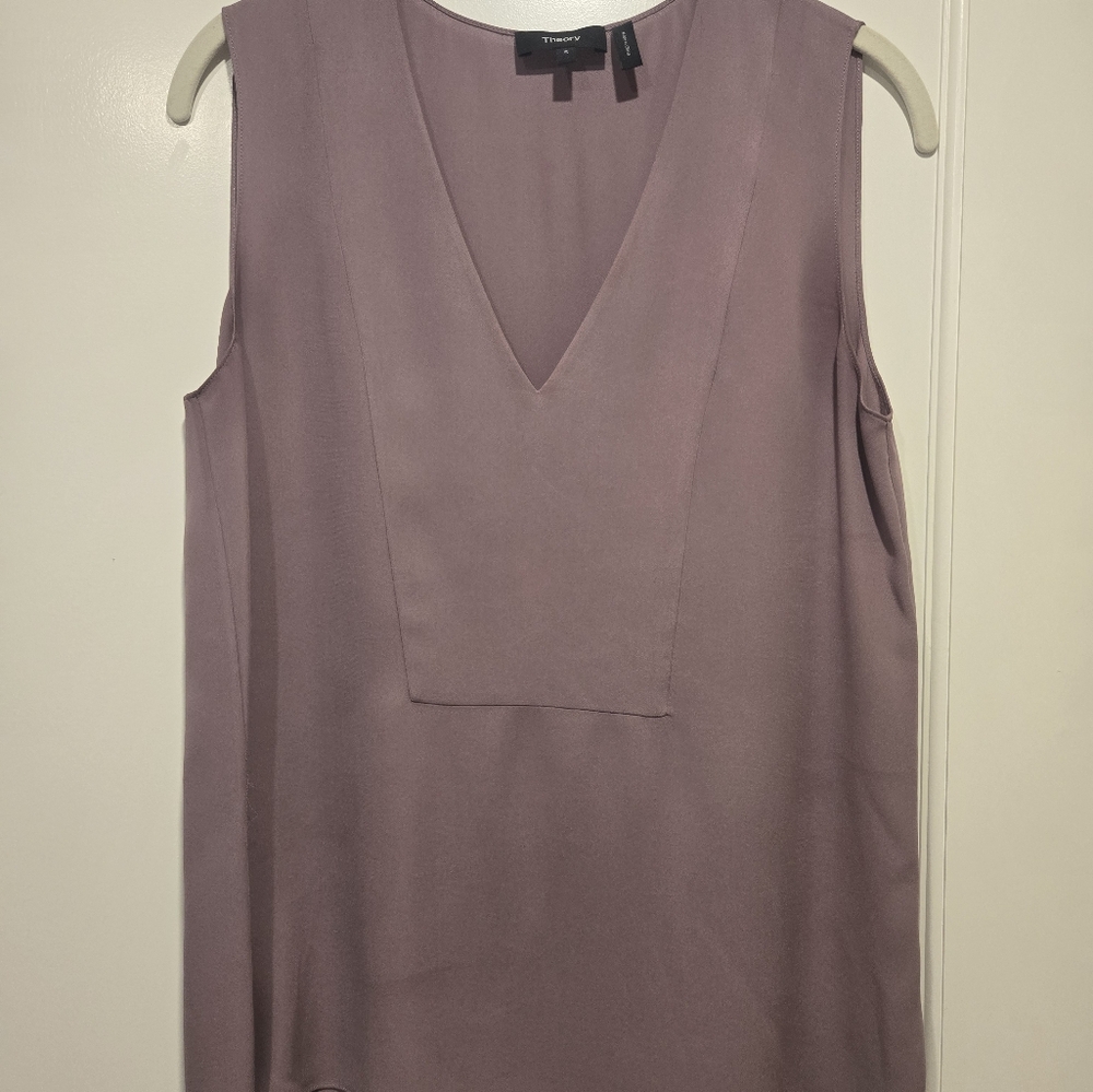 Theory Silk Shell in Mauve Size Small